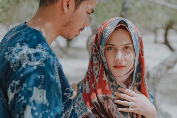 DPR Sahkan UU Perkawinan: Usia Minimun Pernikahan 19 Tahun