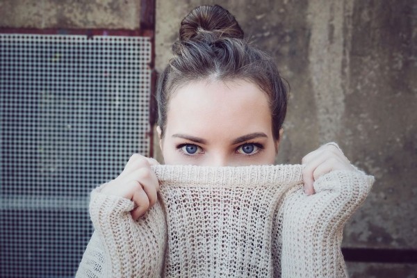 Buat Kerlinganmu Indah! Tips Pakai Eyeliner Sesuai dengan Bentuk Mata