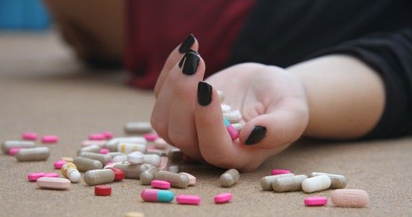 5 Efek Samping Mengonsumsi Obat Antidepresan