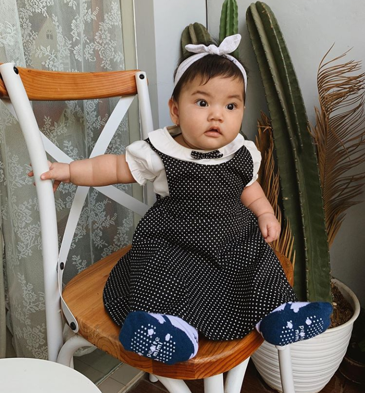 9 Gaya OOTD Freya Kayonna Bayi Selebgram Dwi Handayani, Cute Abis!