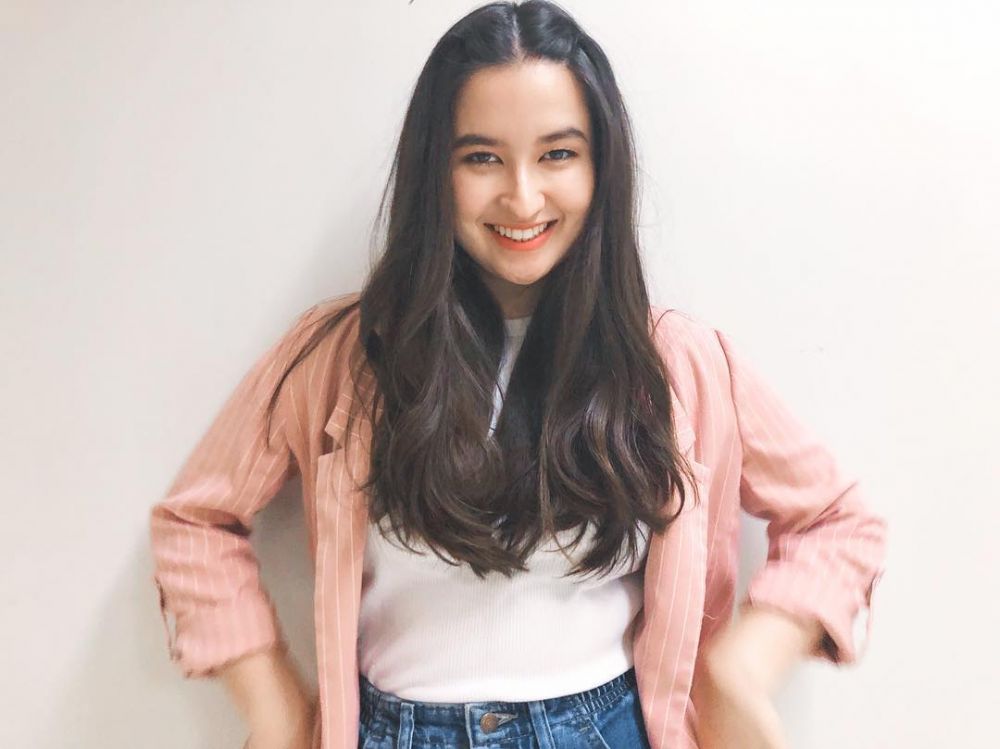 9 Style ala Stephanie Poetri, Bisa Jadi Referensi Terbaru Kamu nih!