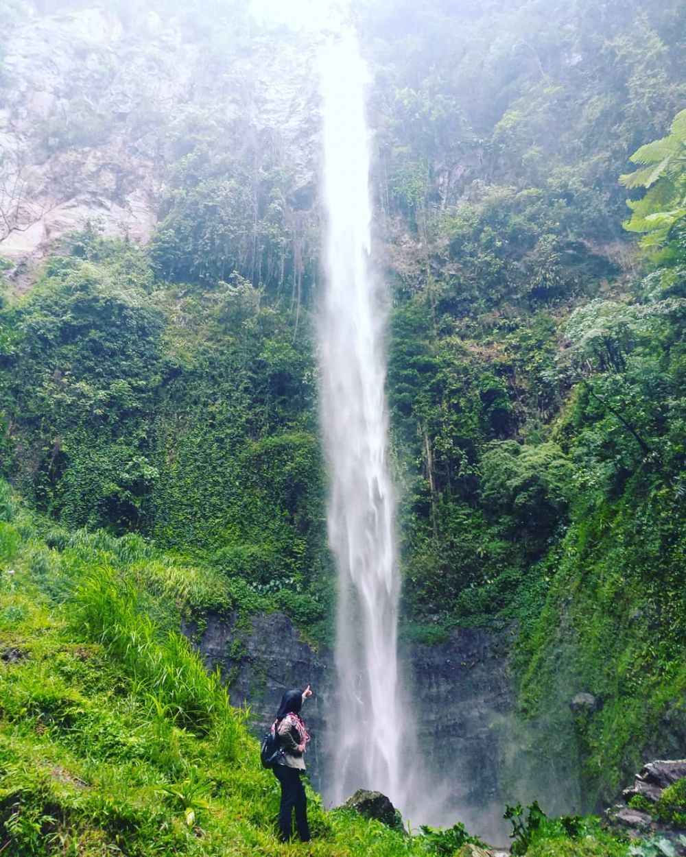 Keren Banget! 5 Wisata Air Terjun di Jawa Tengah yang