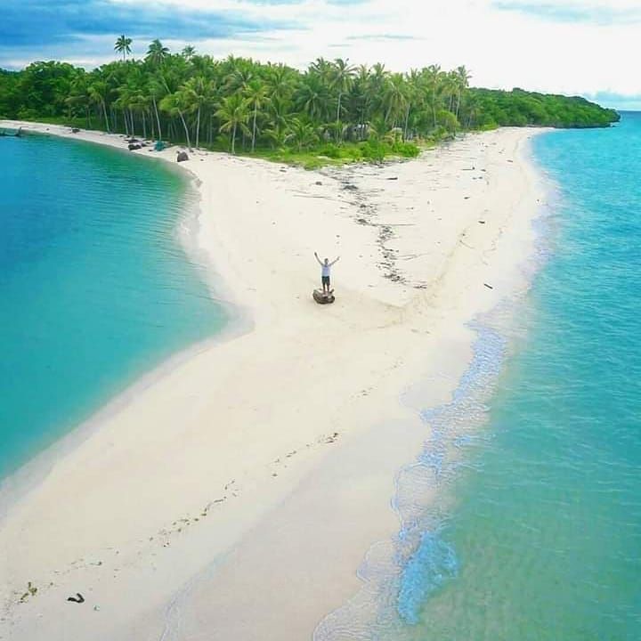 5 Wisata Pantai Di Sulawesi Tenggara Yang Penuh Pesona Bak