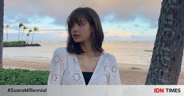 10 Inspirasi Outfit  ke  Pantai  Ala  Artis Korea  Kamu Juga 