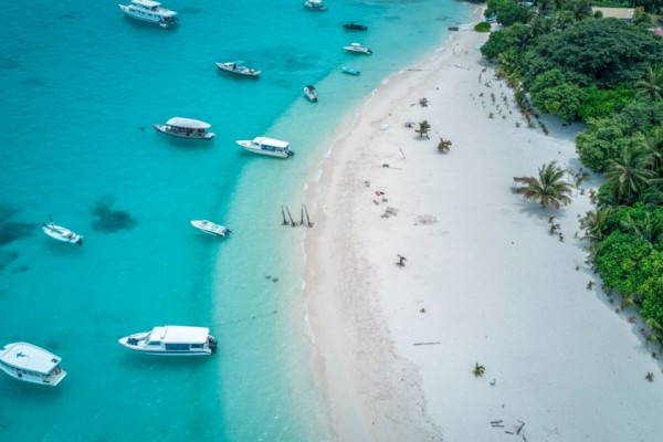 Kamu Bisa Liburan di 6 Pulau Indah Ini Tanpa Visa!