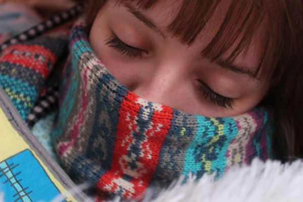 Terapkan 5 Tips Ini Agar Tidur Nyenyak Saat Hidung Tersumbat