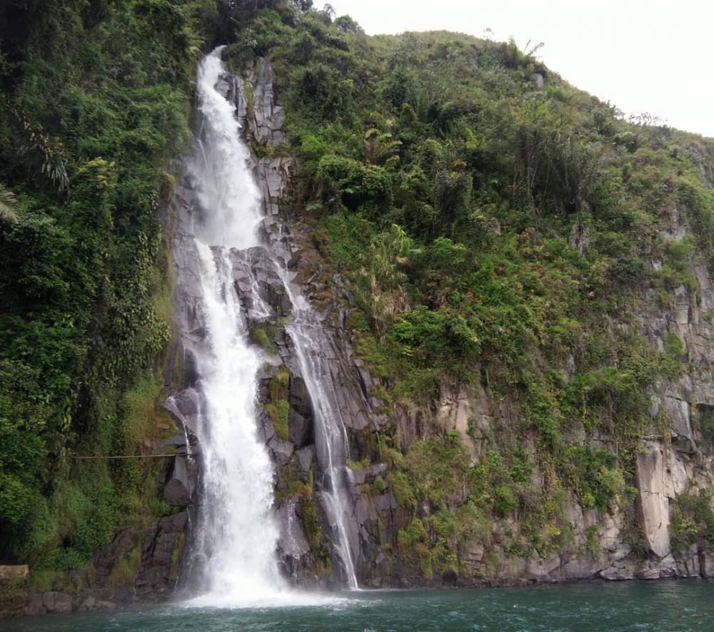 Kece Badai! Ini 5 Air Terjun yang Instagramable di Sekitar Danau Toba