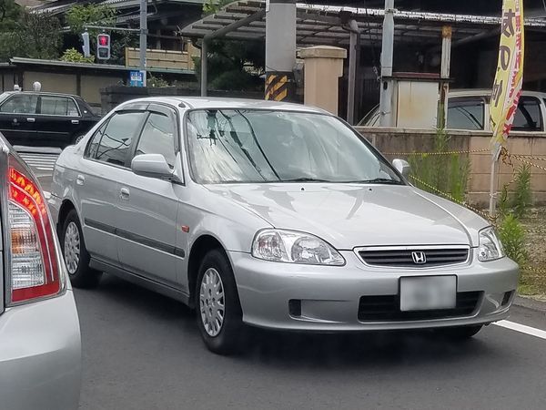  Mobil  Sedan  Tahun  90 An Paling  Irit  Tentang Tahun 