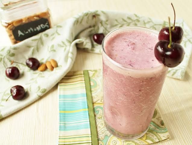 8 Resep Smoothies Bayam Kekinian