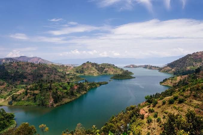 5 Rekomendasi Wisata di Rwanda Afrika, Traveling ala The Lion King!