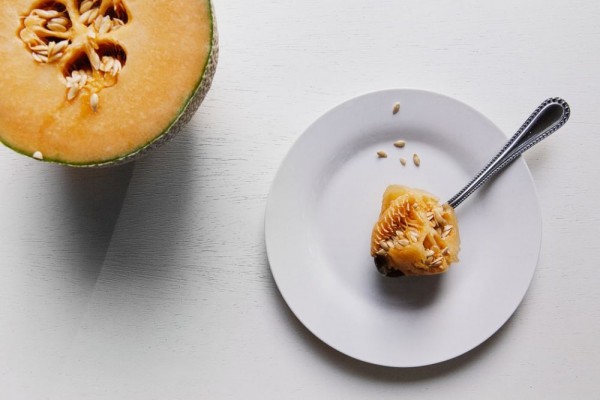 Yuk Konsumsi Biji Melon dan Dapatkan 11 Manfaat Sehat Ini!