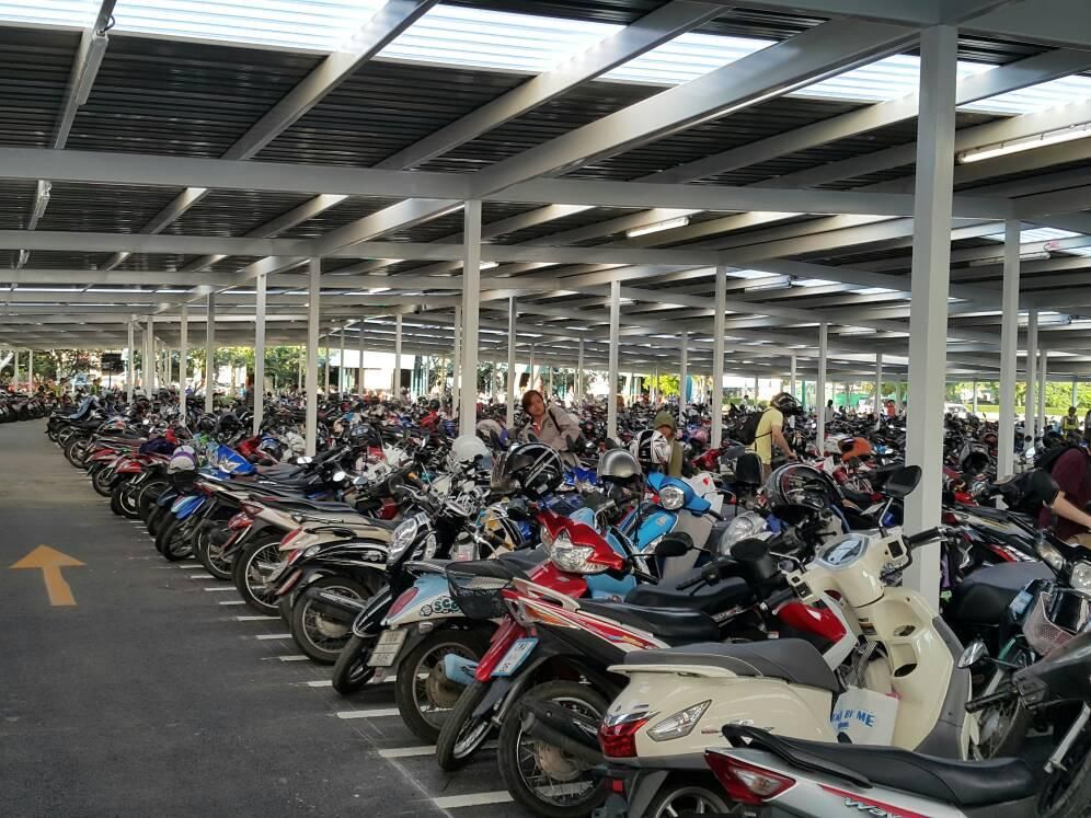 Tarif Parkir Kendaraan di Semarang Naik, Warganet Teriak