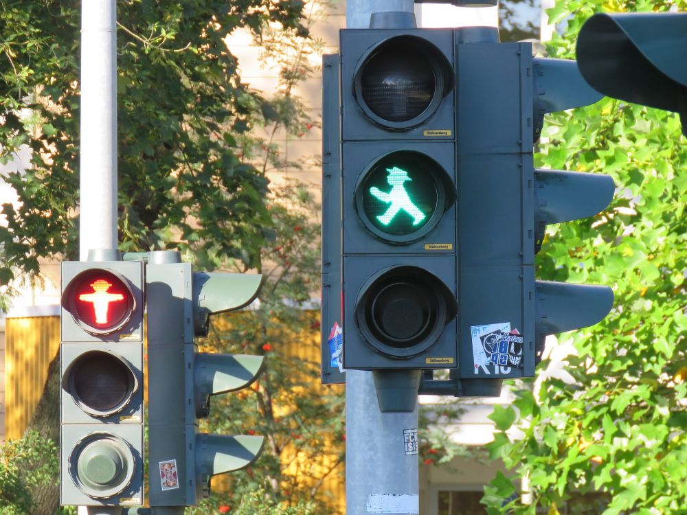 Pakai Solar Cell, Traffic Light Surabaya Tak Mati Saat Listrik Padam