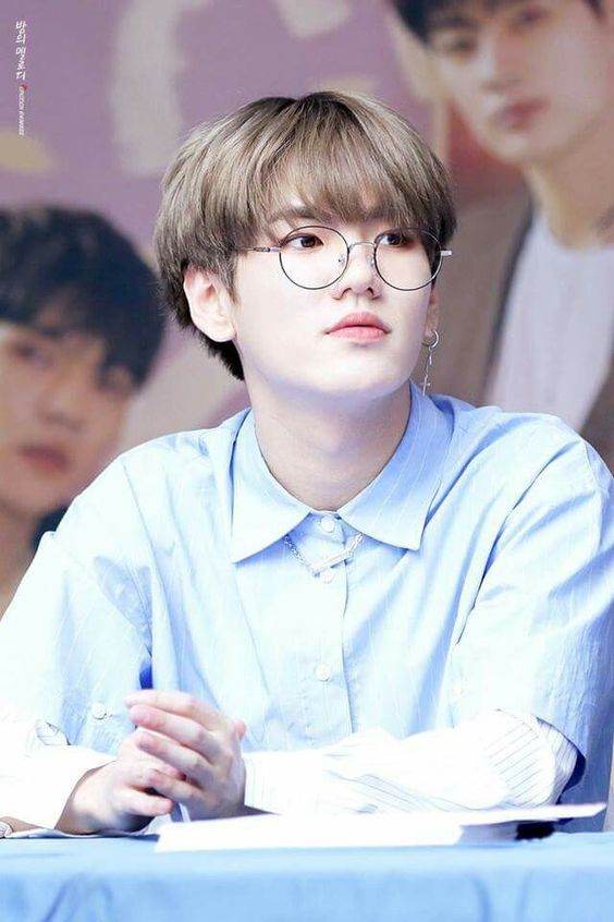 10 Potret Keren Hwanhee UP10TION, Kembarannya Baekhyun EXO!