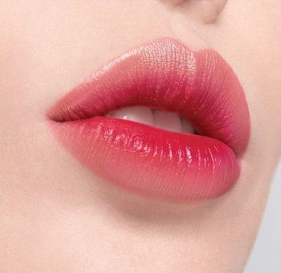 Bibir Hitam? Ini 5 Trik Biar Ombre Lips Terlihat Natural