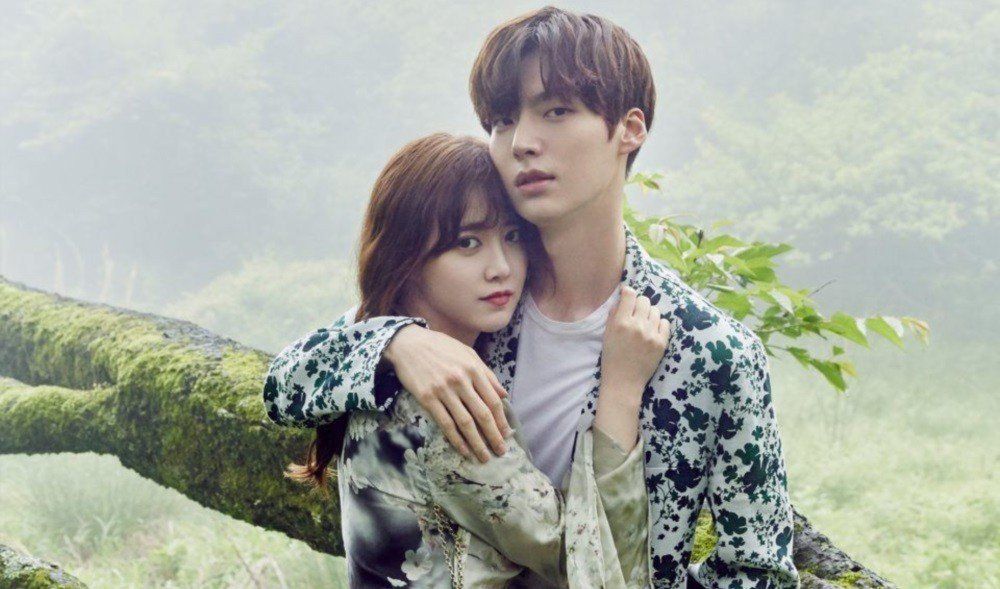 Dikabarkan Bercerai, 10 Kebersamaan Goo Hye Sun dan Ahn Jae Hyun