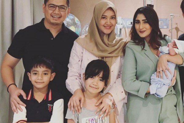 8 Pesan dari Perjalanan Cinta Tania Nadira & Tommy Kurniawan