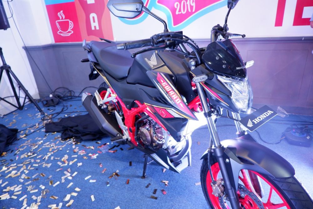 7 Motor Limited Edition dengan Livery Klub Bola