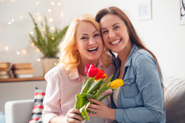 Hey Girls, Ini 7 Tips Agar Kamu Makin Dekat Sama Calon Mama Mertua