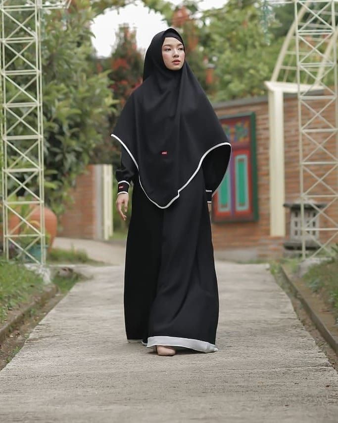 Jenis kain untuk jilbab syari