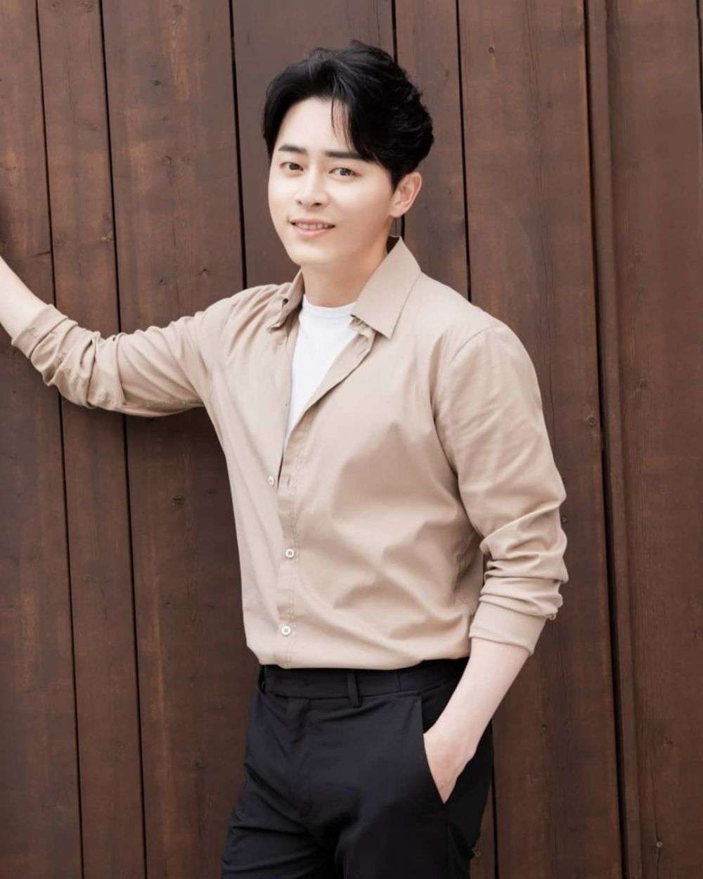 10 Perjalanan Karier Jo Jung Suk, Lawan Main Yoona Dalam Film E.X.I.T