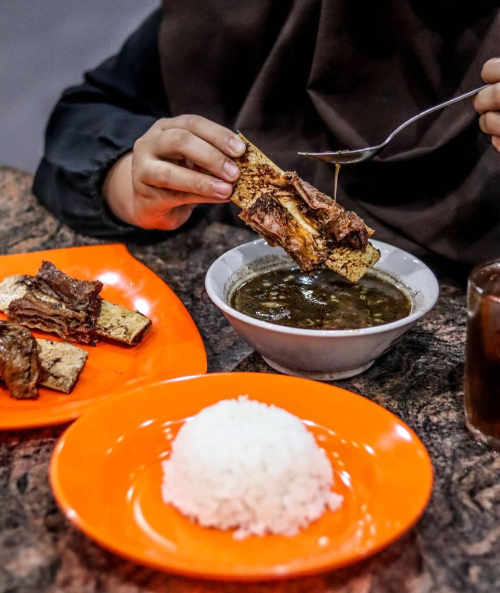 Sop Konro: Kuliner Lezat dari Iga Sapi Khas Sulawesi Selatan