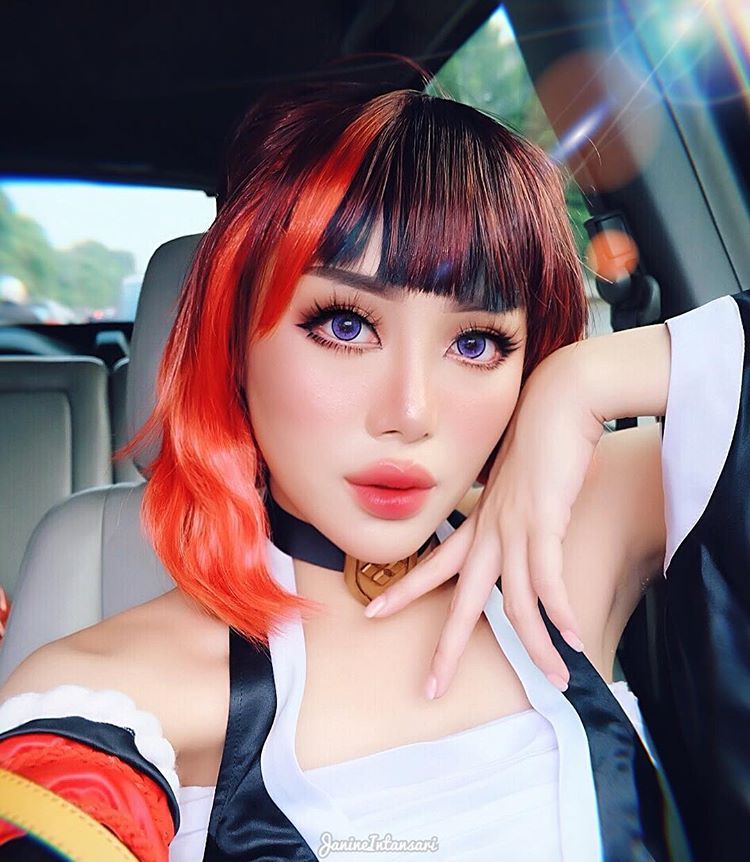 Dear Cewek Begini Tips Pilih Warna Rambut Keren Ala Janine Intansari