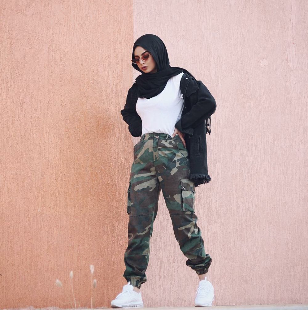 9 Ide Style Hijab  dengan Cargo  Pants untuk Outfit  Harian 