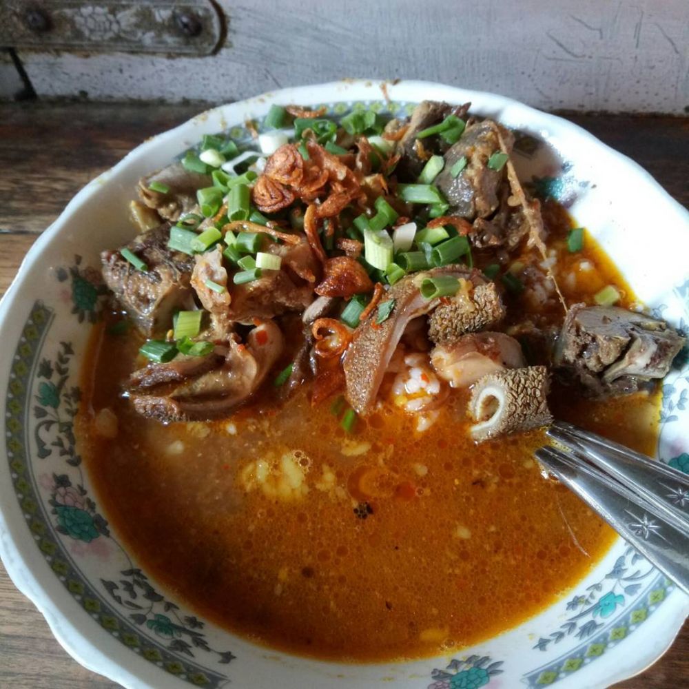 9 Kedai Kare Kambing Ternikmat Di Surabaya, Bikin Selera Makan Naik!