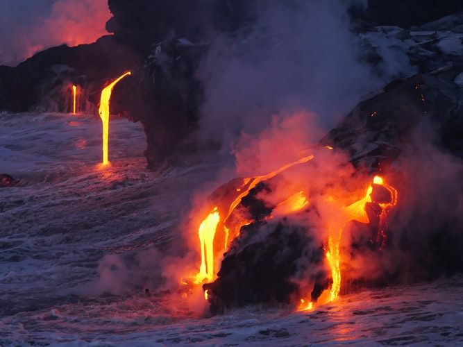 5 Fakta Menarik Magma Bebatuan Sangat Panas Dalam Kerak Bumi