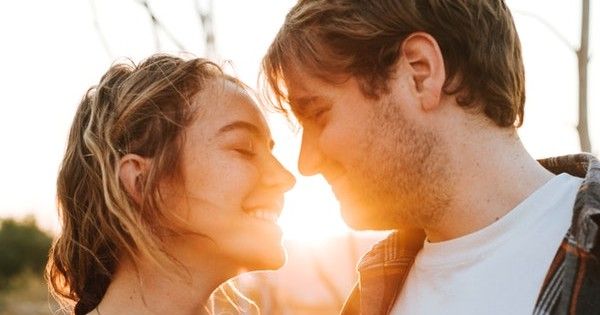 5 Bukti Cinta Tanpa Syarat dari Pasanganmu yang Tulus Banget 