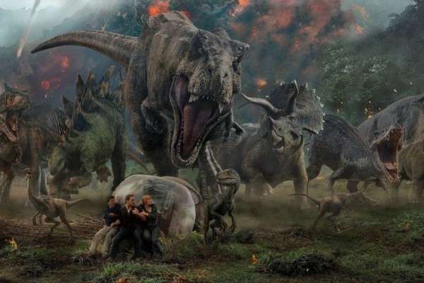 5 Film Dinosaurus Terbaik Yang Cocok Ditonton Bersama Keluarga