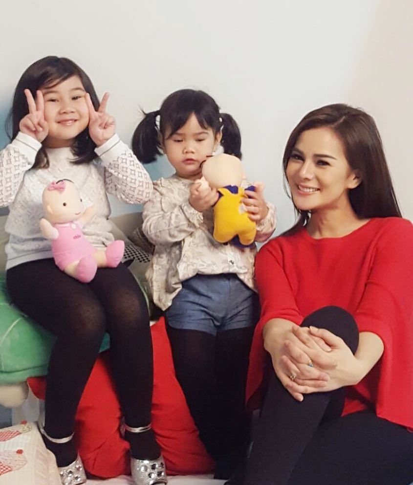 10 Momen Kebersamaan Astrid Tiar Dan Anak Anaknya Kompak Banget