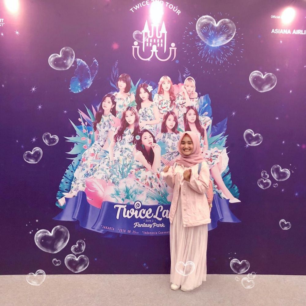 Gak Nyangka, 6 Artis Indonesia Ini Juga Kepincut Pesona Girlband TWICE