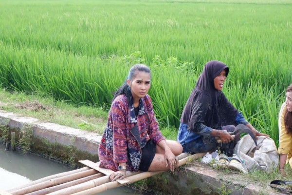9 Video Kocak Soraya Rasyid, Host Uang Kaget yang Viral