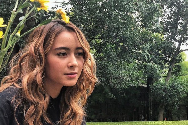 Pesona 10 Artis Blasteran Prancis ini Bikin Hati Deg-degan Kencang
