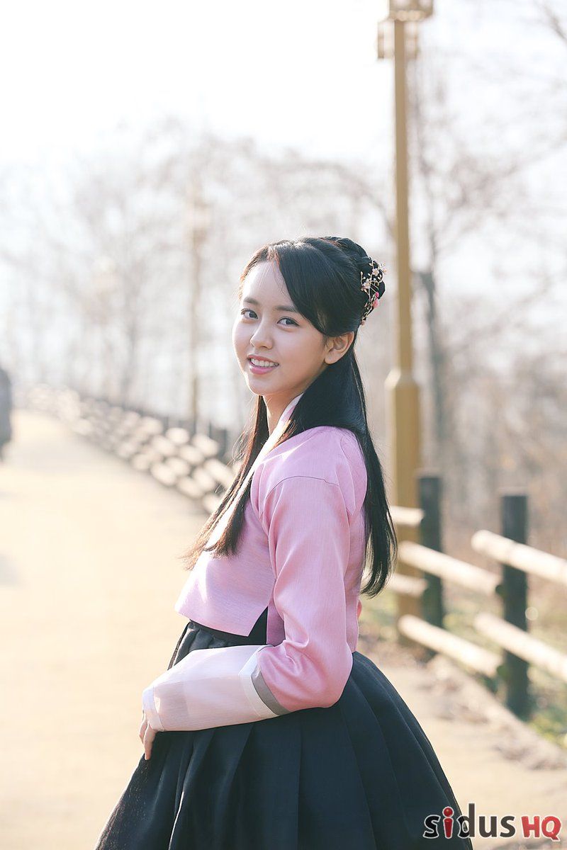 Cantik Memesona, 10 Potret Kim So Hyun Dalam Balutan Hanbok di KDrama