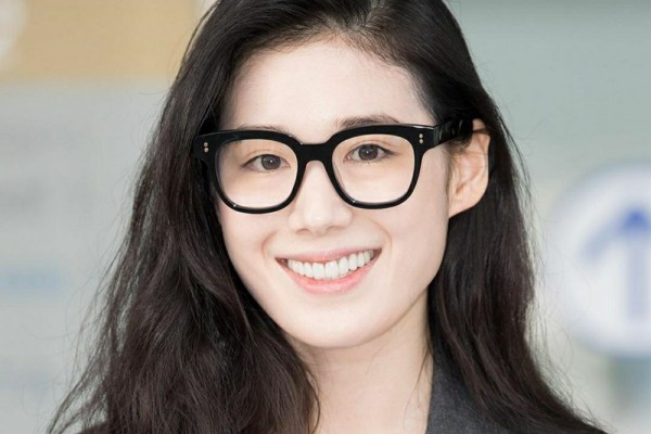 10 Pesona Jung Eun Chae yang Bikin Meleleh, Dibilang Mirip Skrillex!