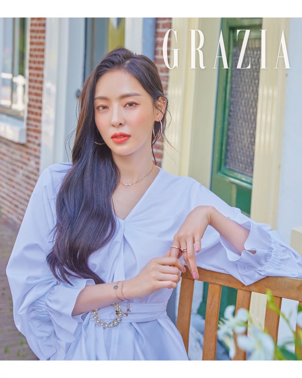 10 Potret Lee Da Hee Di Majalah Grazia Korea Bikin Pangling 1562