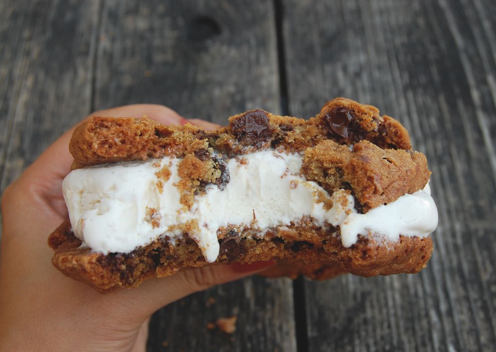 5 Fakta Seputar Ice Cream Sandwich, Camilan Manis yang Bikin Ketagihan