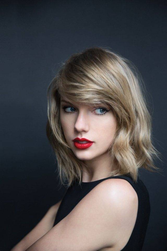 12 Transformasi Gaya Rambut Taylor Swift Dulu Hingga Kini, Beda Abis!