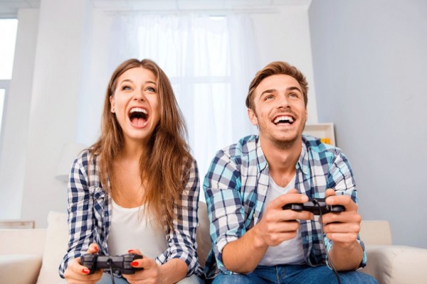 Gak Perlu Ragu, Ini 5 Keuntungan Punya Pacar Gamer