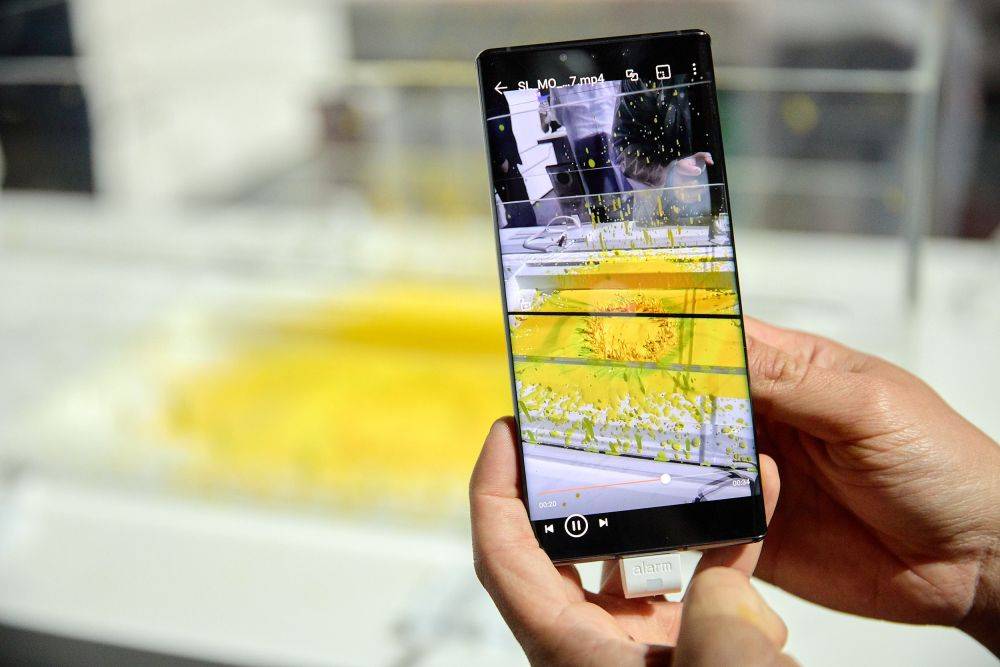 5 Alasan Perlu Punya Smartphone Flagship, Gak Cuma Gengsi