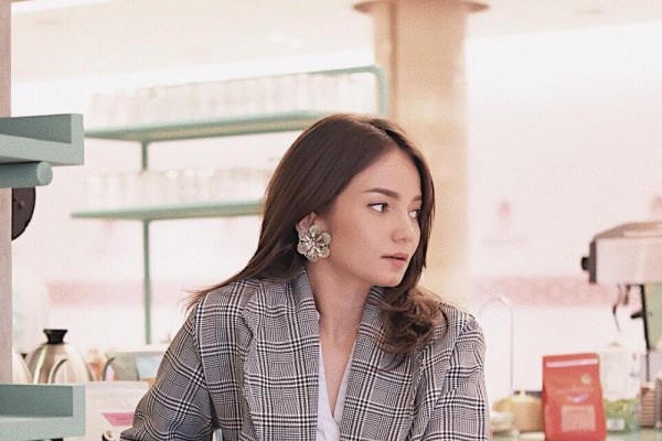Multitalenta, Inilah 10 Potret Perjalanan Karier Enzy Storia
