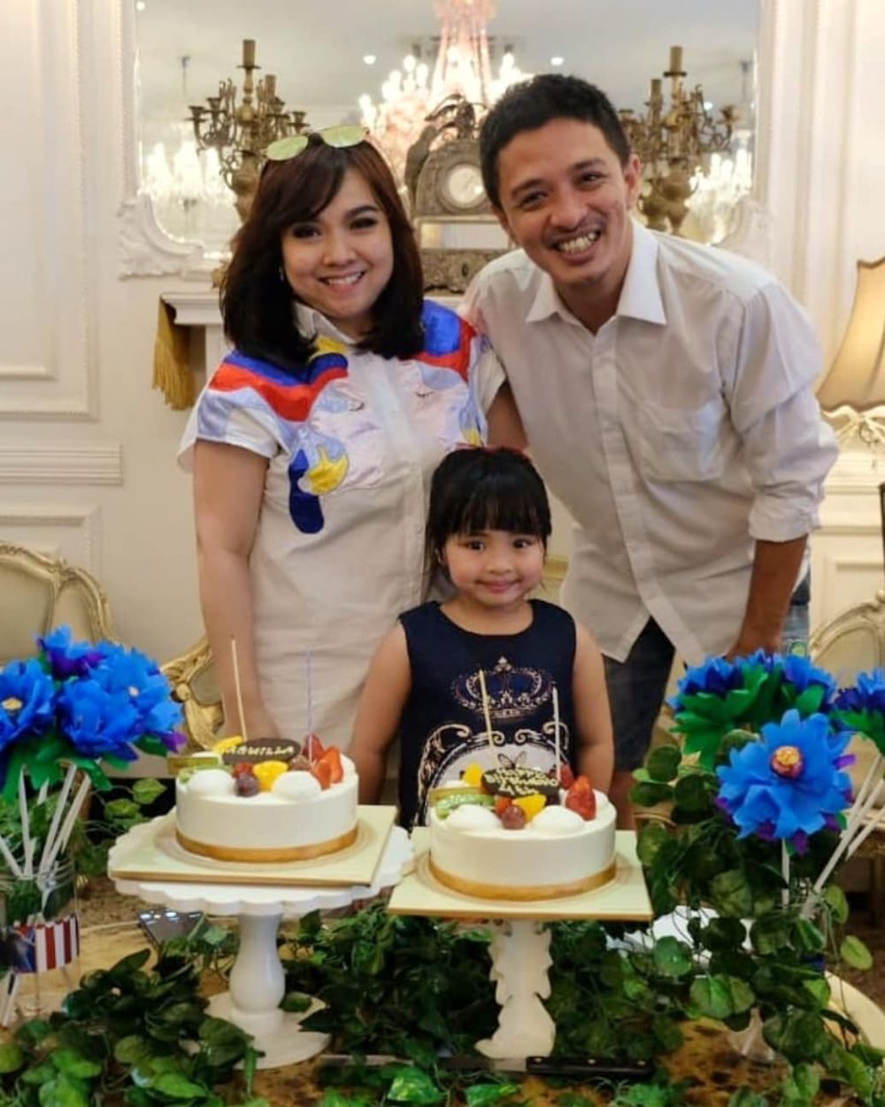 10 Potret Romantis Pemain TOP dengan Pasangan Aslinya