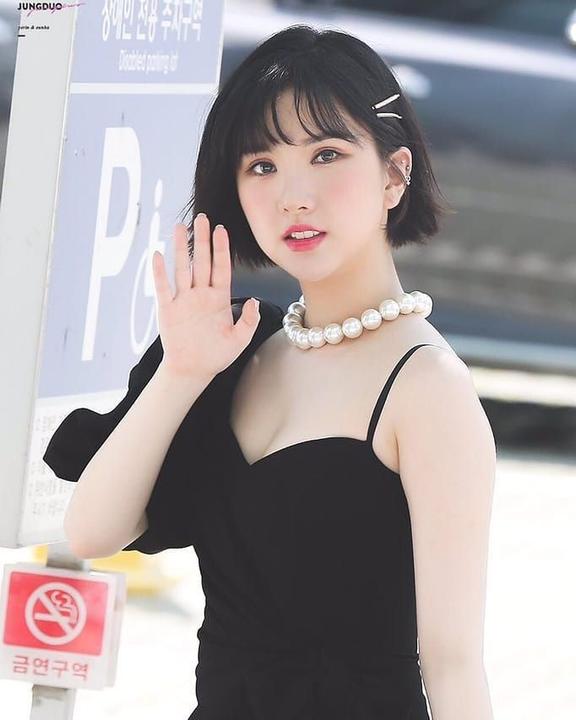 9 Potret Menggemaskan Eunha Gfriend Dengan Rambut Pendek Imut Banget