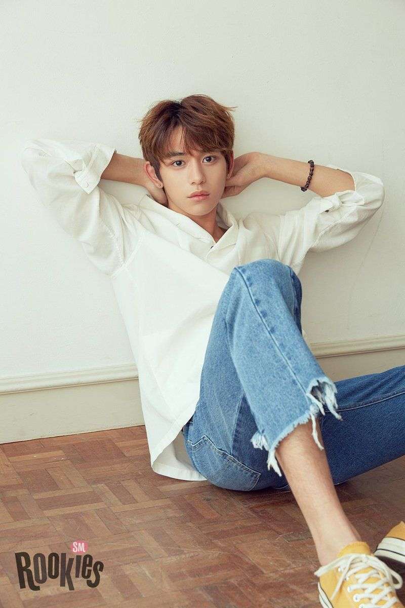 10 Kisah Perjalanan Karir Lucas NCT Yang Debut Di Tiga Negara