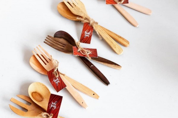 7 Negara ini Punya Etika Makan yang Beda Banget dengan Indonesia