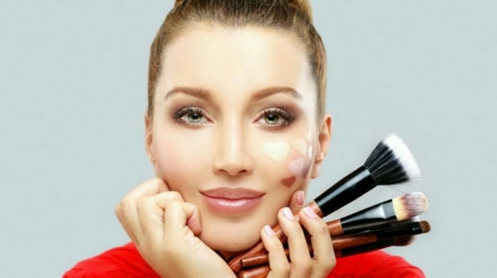 5 Kesalahan Makeup Yang Bikin Riasanmu Cepat Luntur, Jangan Abaikan Ya