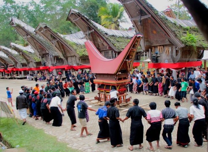 6 Perbedaan Rambu Solo' & Rambu Tuka' dalam Upacara Adat Suku Toraja